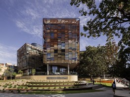 Building clusters and Blue Gum canopies in Woods Bagot’s University of Sydney design