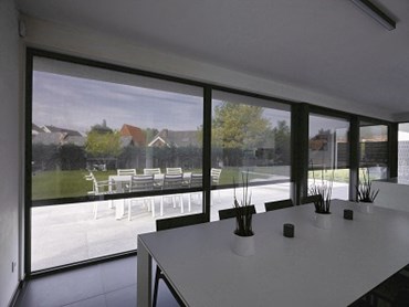 Renson&rsquo;s Fixscreen dynamic and wind tight external solar shading&nbsp;
