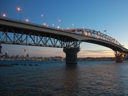 Lead paint removed on Auckland Harbour Bridge with Peel Away 1