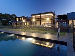 High-performance glazing with Insulglass LowE Plus meets design goals at Mt Martha home