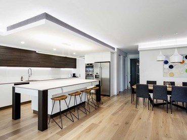 The Maroubra home - open plan design with bulkheads and a dropped ceiling 