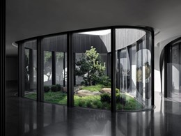Curved glass in modern design – the revival of curved windows