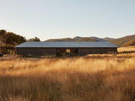 House in the Dry | MRTN Architects