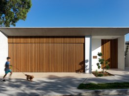 Mosman House: Simplicity on the outside, opulence on the inside