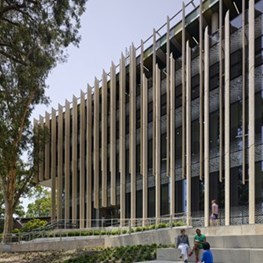 University of Queensland’s Centre for Advanced Imaging (CAI) by John Wardle + Wilson Architects