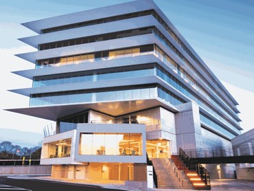 ALUCOBOND® from Alucobond Architectural for exterior and interior applications