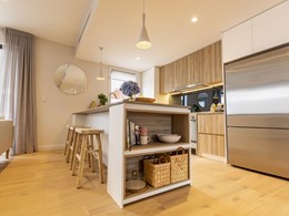 The many benefits of timber flooring in kitchens