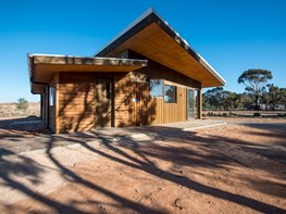 Mildura Eco Living Centre by EME Design wins 2016 Sustainability Awards - Small Commercial prize