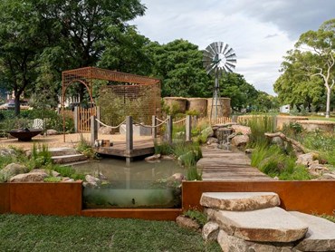 ‘Through The Looking Glass’ designed by Stem Landscape Architecture & Design and ID Landscaping