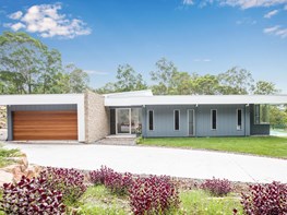 A striking modernist home in rural Queensland