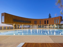 Scarborough Beach Pool: a place immersed in its landscape
