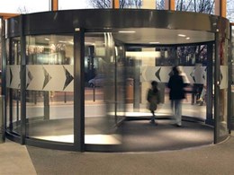 Automatic revolving entrance door delivers comfort and energy savings at hospital