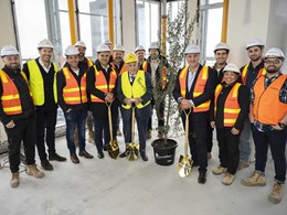 Melbourne’s first Meriton Suites tops out