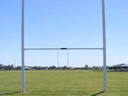 Understanding the difference between rugby league and rugby union goal posts: PILA