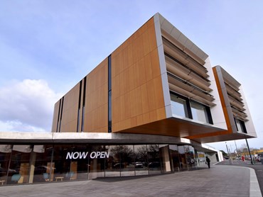 Frank Bartlett Memorial Library and Moe Service Centre 