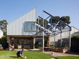 Gantry House | OOF! architecture