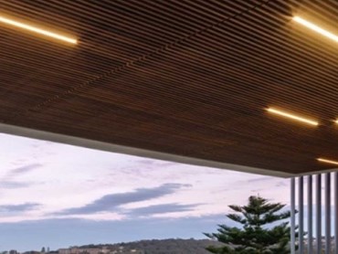 Microfile LED lighting highlights timber cladding
