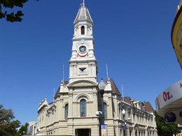 Peel Away 8 helps restore Fremantle Town Hall to former glory
