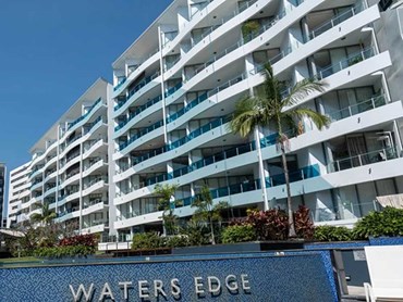 Dulux products were used on the exterior façade and external steel surfaces at Waters Edge