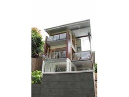 Tontine supplies R.2 and R.3 thermal batts for Brisbane green home