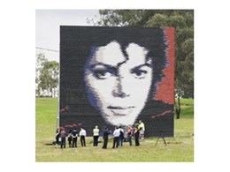 Burlesque and Dynasty brick mural tribute to Michael Jackson unveiled by Austral Bricks
