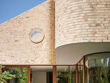 Waterfall House featuring Krause Cream bricks on the rolling curves