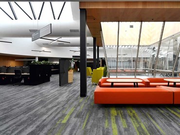 Open plan workspace at Deakin University featuring Fusion carpet planks 