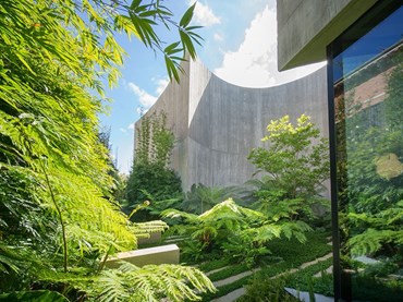 Towers Road Residence Garden by TCL. Photography by John Gollings&nbsp;
