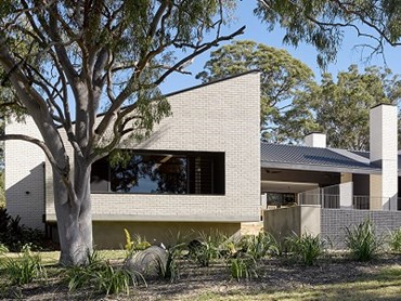 The Three Chimney House features Crevole bricks on interior and exterior walls
