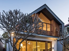 Zinc clad roof conceals innovative space addition to Victorian era house