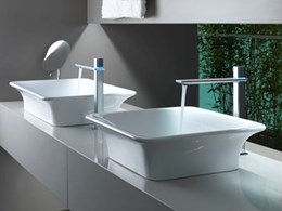 iSpa bathroom collection showcases Italian design