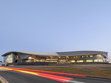 Melbourne Jet Base featuring a double curved roof geometry achieved with Kingspan’s KingZip Linea