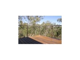 Glass and stainless steel balustrading from Boundaries WA