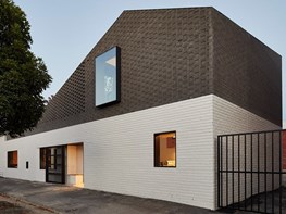 Perimeter House: a poster child for brick’s diversity