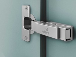 Intermat fast assembly hinges with optional soft close action