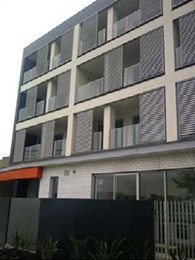 Opal 100 sliding screens add class, comfort and privacy to Preston, Vic apartments