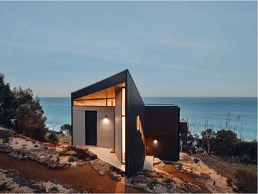 The coastal getaway - Wye House featuring UniCote Coastal steel 