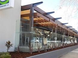 Timber louvres added to RSL at Wagga Wagga