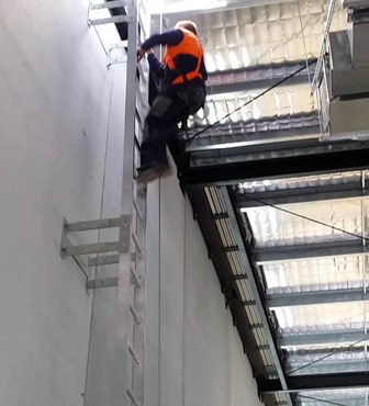 AM-BOSS ACCESS LADDERS & FALL PROTECTION SYSTEMS