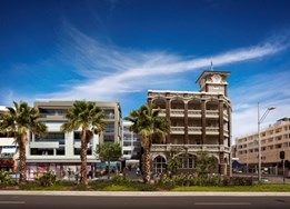 New building: Bondi Beach House by MPR Design Group