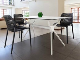 Air Table by Siesta in black or white