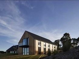Tasmanian Oak plays hero in Flinders home interiors