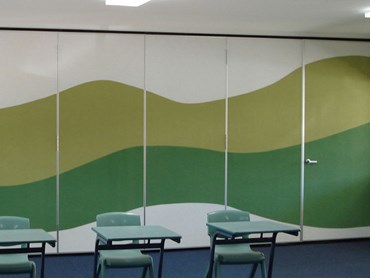 Unifold's operable walls in the Primary School at John Paul College 