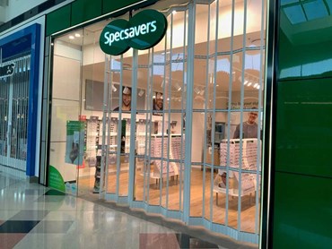 ATDC’s commercial folding doors at Specsavers, Melbourne